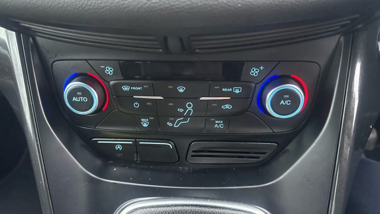 Ford Kuga 1.5 TDCi Titanium Edition 5dr 2WD Diesel Estate